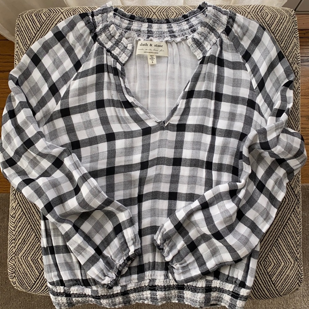 Cloth & Stone Top Black White Plaid V Neck Long Sleeves Size Small